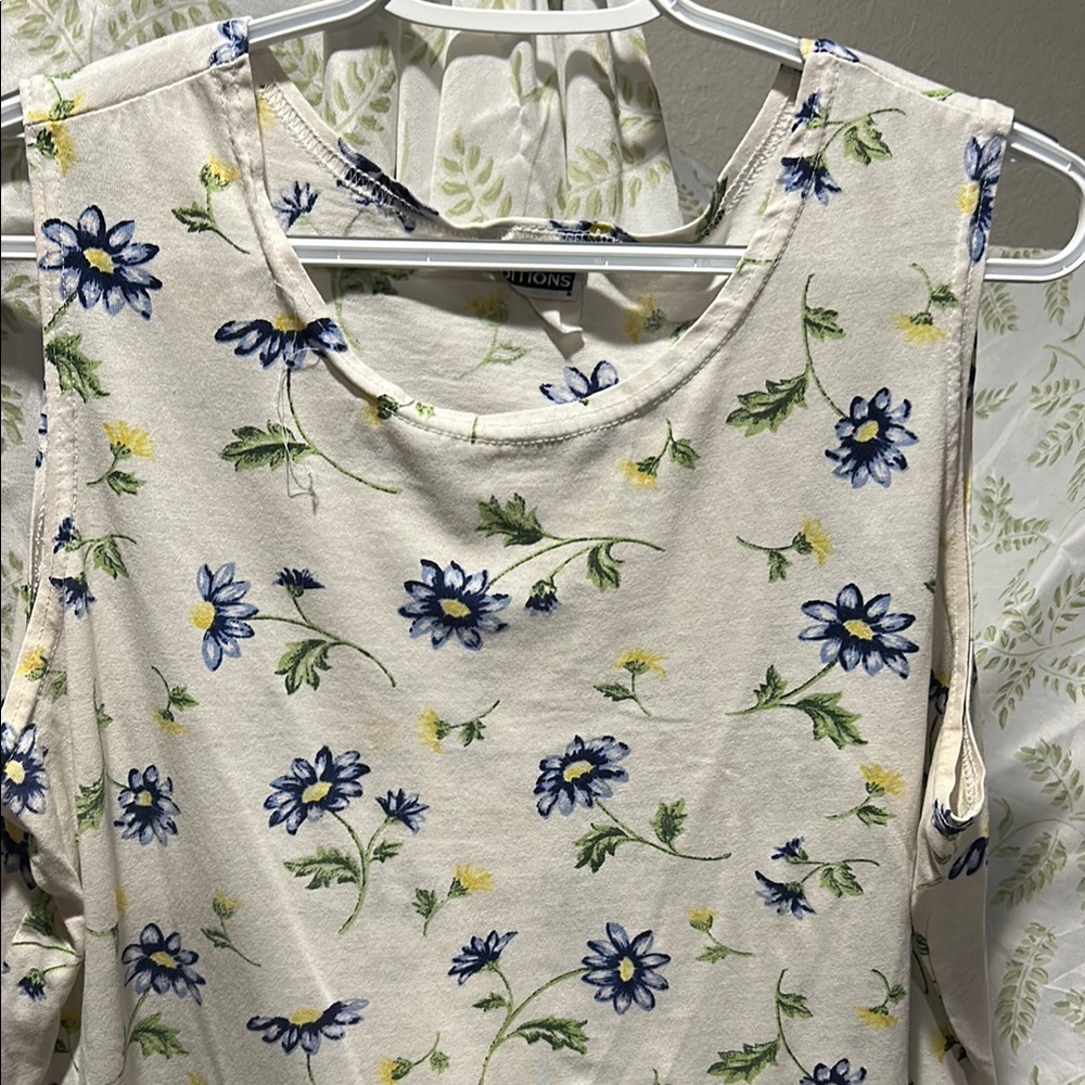 Basic Editions Y2K Blue Floral White Tank Top